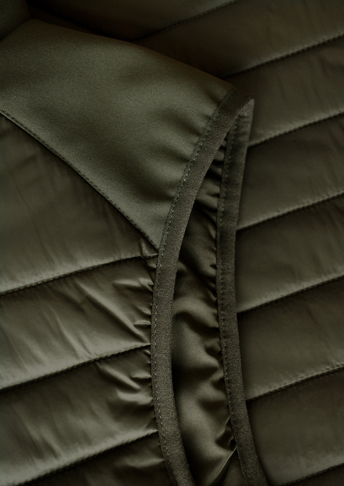Benton Mens