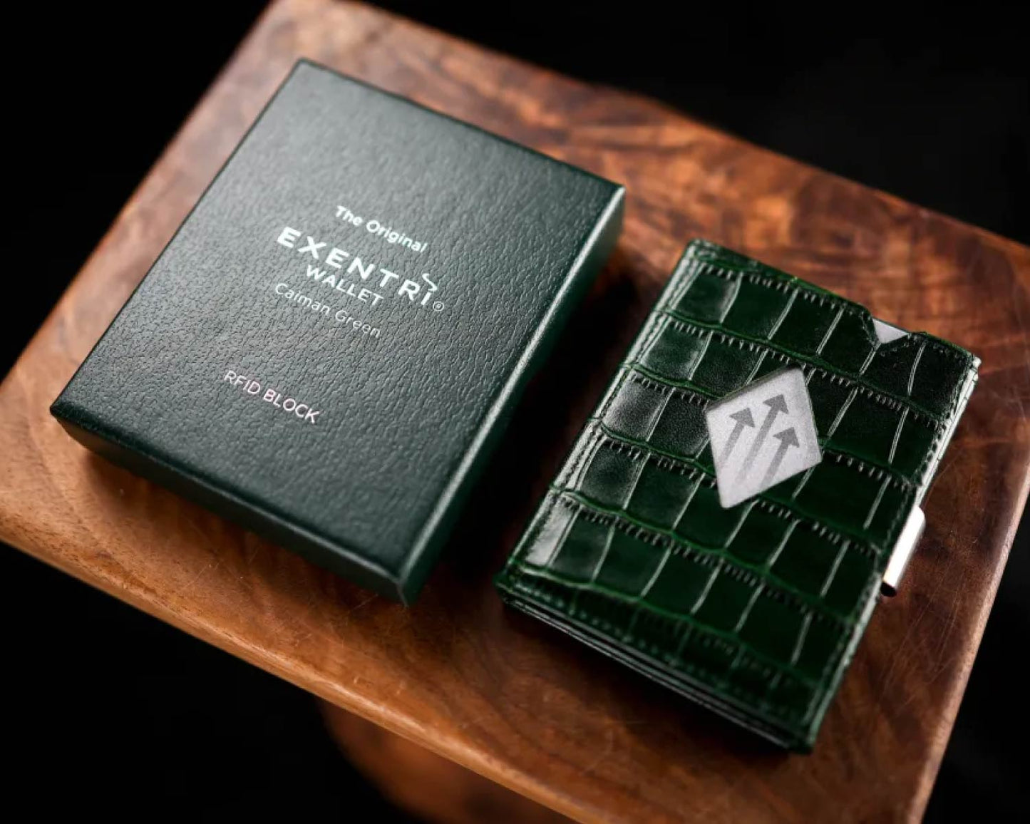 EXENTRI Multiwallet Caiman Green